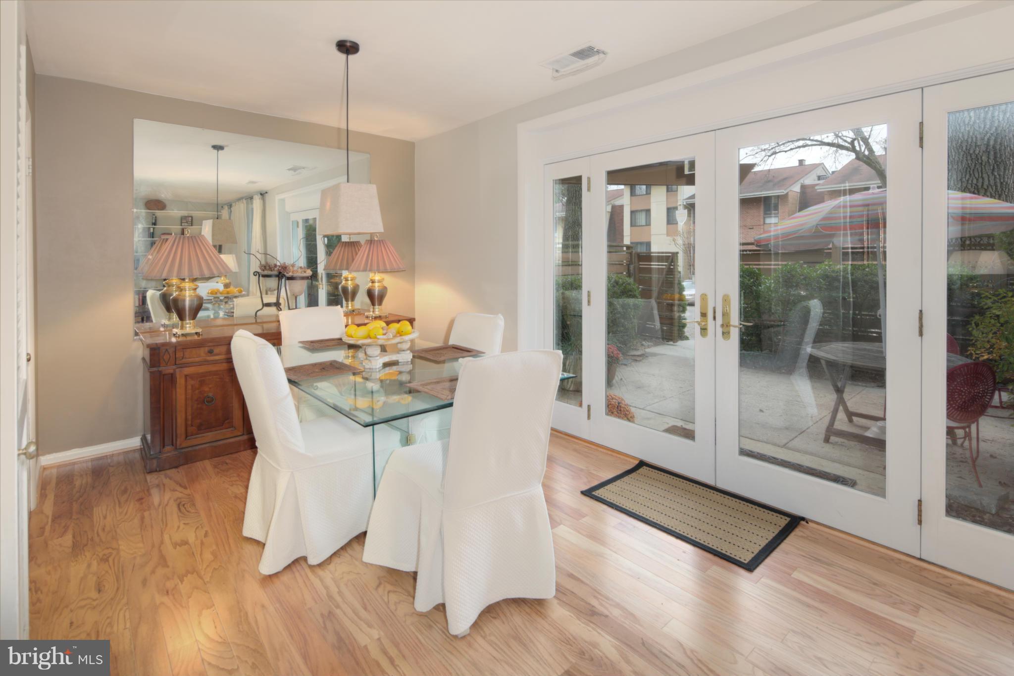 5 Cross Keys Road, Unit 5B Baltimore, MD 21210 - Photo 9 of 30 Dining Room