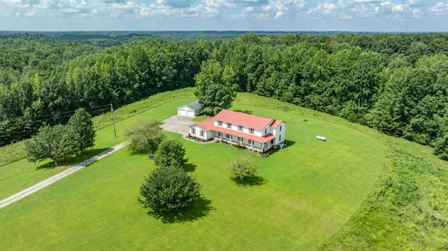 $689,000 | 1087 Charley Davis Road, Goodspring, TN 38460