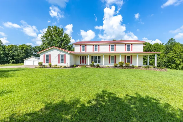 $689,000 | 1087 Charley Davis Road, Goodspring, TN 38460