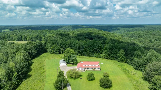$689,000 | 1087 Charley Davis Road, Goodspring, TN 38460