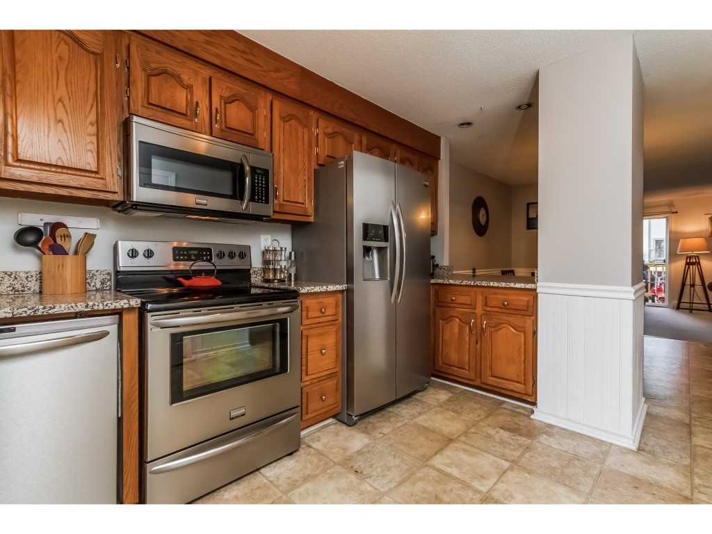 77 Shelburne Road, Unit 77 Merrimack, NH 03054 - Photo 4 of 34