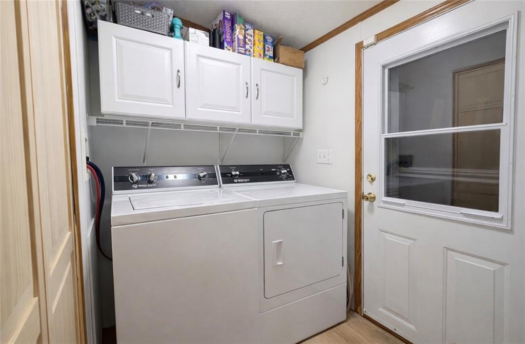 180 Hemlock Road Petrolia, PA 16050 - Photo 14 of 25 a utility room with dryer and washer