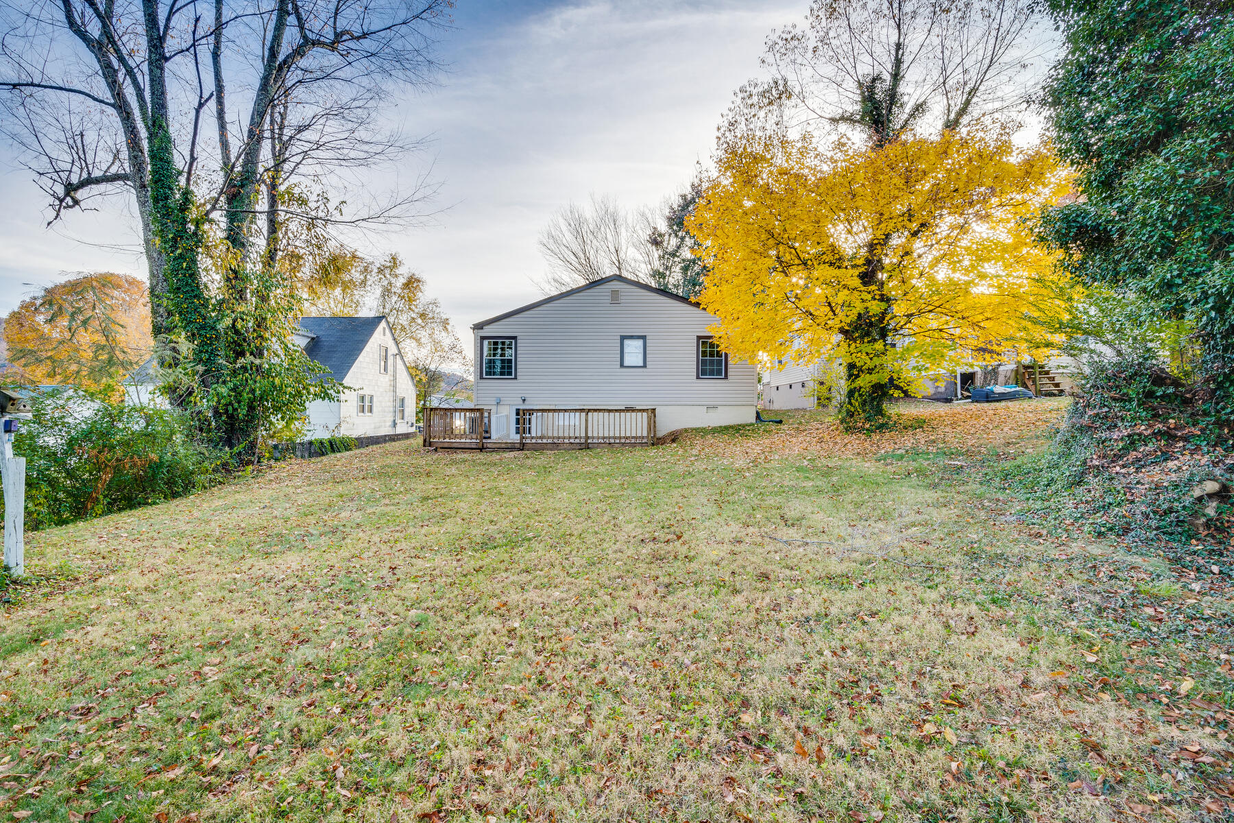 305 Tween Hills Road Bristol, TN 37620 - Photo 29 of 34 76