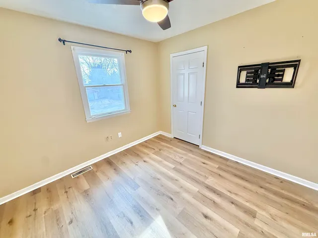 $249,900 | 1963 West Losey Street, Galesburg, IL 61401