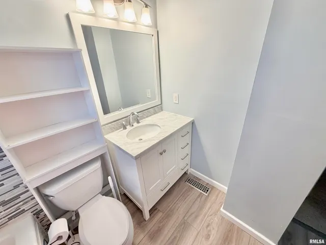 $249,900 | 1963 West Losey Street, Galesburg, IL 61401