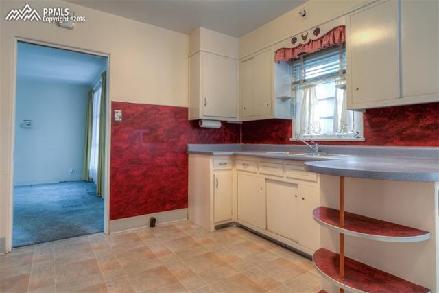 534 West Cheyenne Road Colorado Springs, CO 80905 - Photo 6 of 22