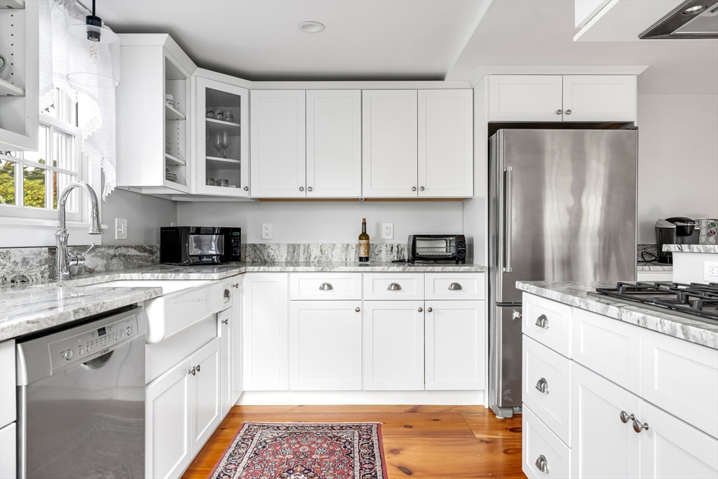 1815 Main Road Westport Point, MA 02791 - Photo 12 of 37