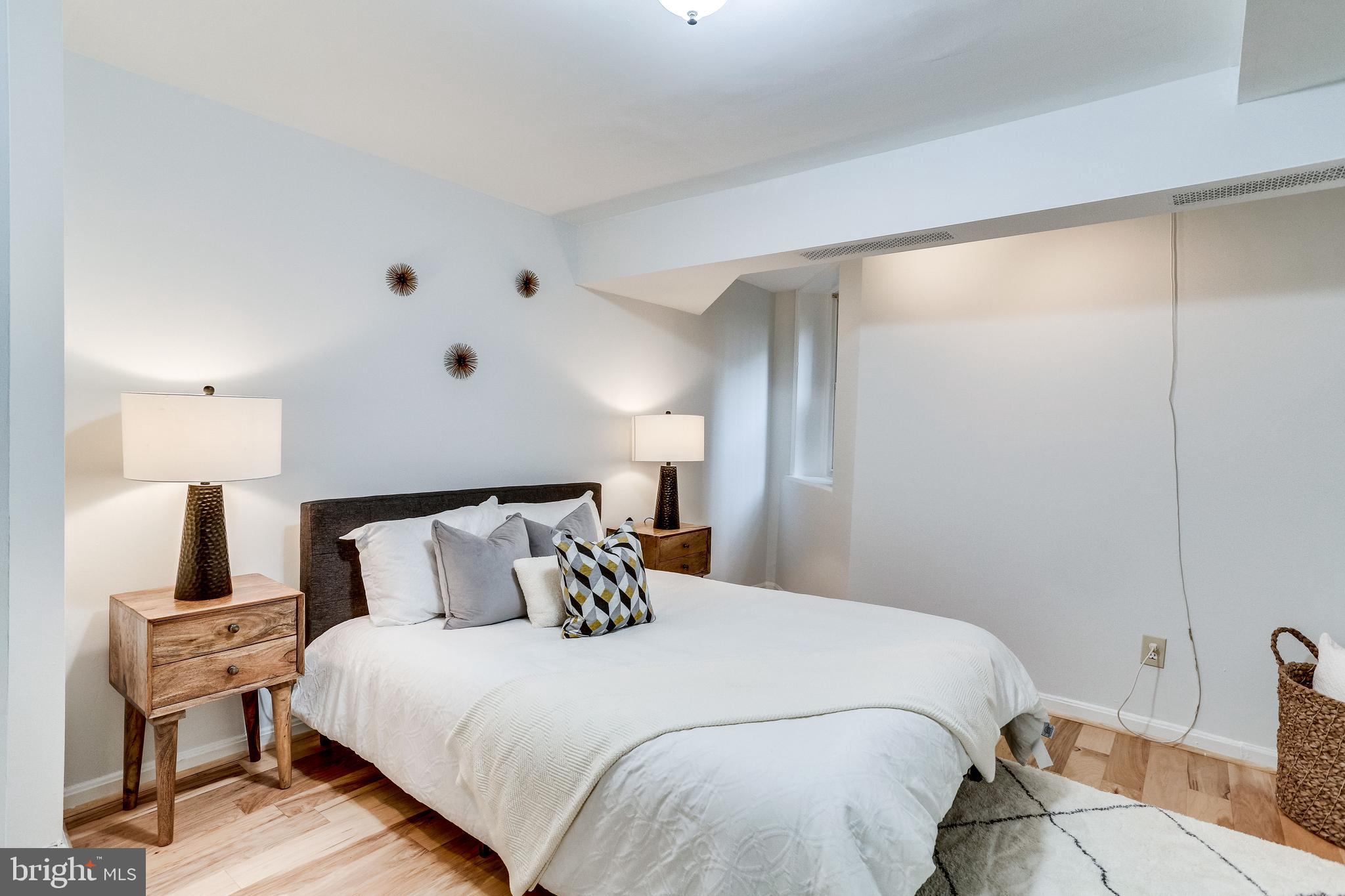 1855 Calvert Street Northwest, Unit 2 Washington, DC 20009 - Photo 13 of 22 Gallery Image 13