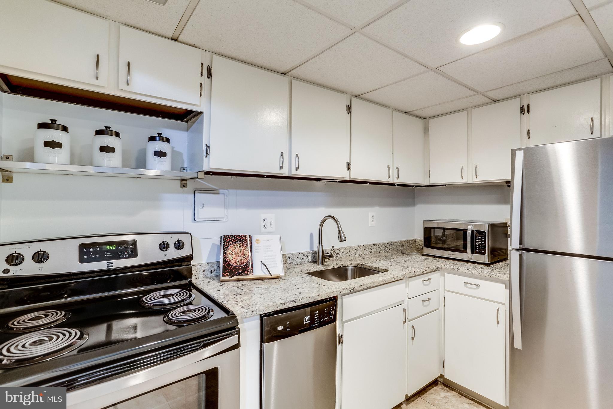 1855 Calvert Street Northwest, Unit 2 Washington, DC 20009 - Photo 8 of 22 Gallery Image 8