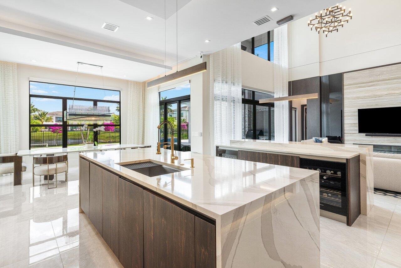 9625 Vescovato Way Boca Raton, FL 33496 - Photo 14 of 94 013-9625VescovatoWay-BocaRaton-FL-33496-