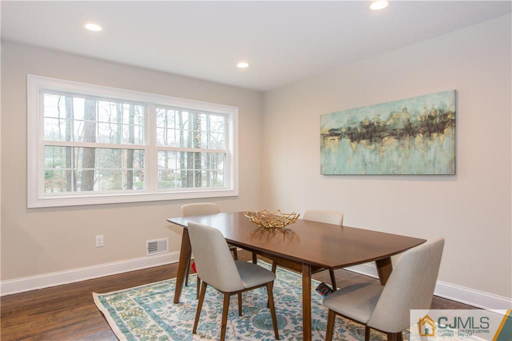 9 Huntington Road Edison, NJ 08820 - Photo 17 of 33 Gallery Image 17