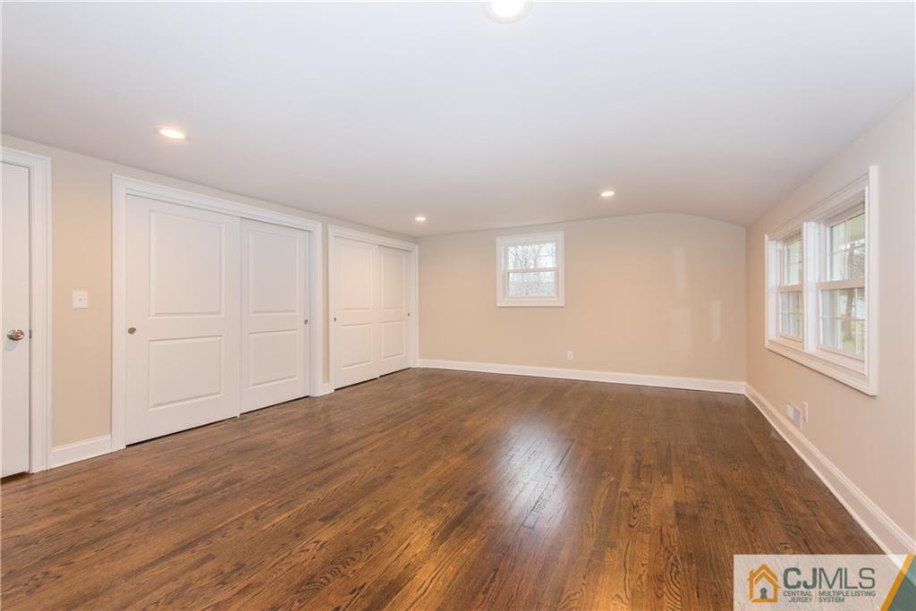 9 Huntington Road Edison, NJ 08820 - Photo 30 of 33 Gallery Image 30