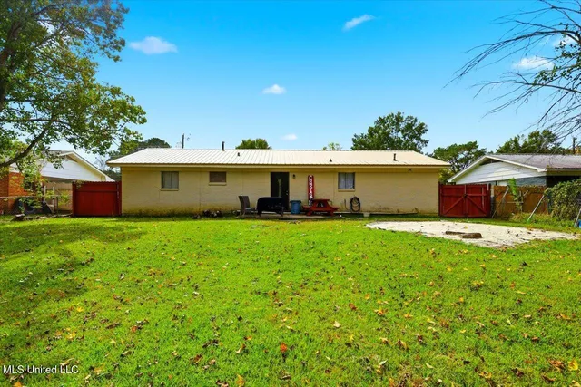 $185,000 | 115 Rhonda Drive, Pelahatchie, MS 39145