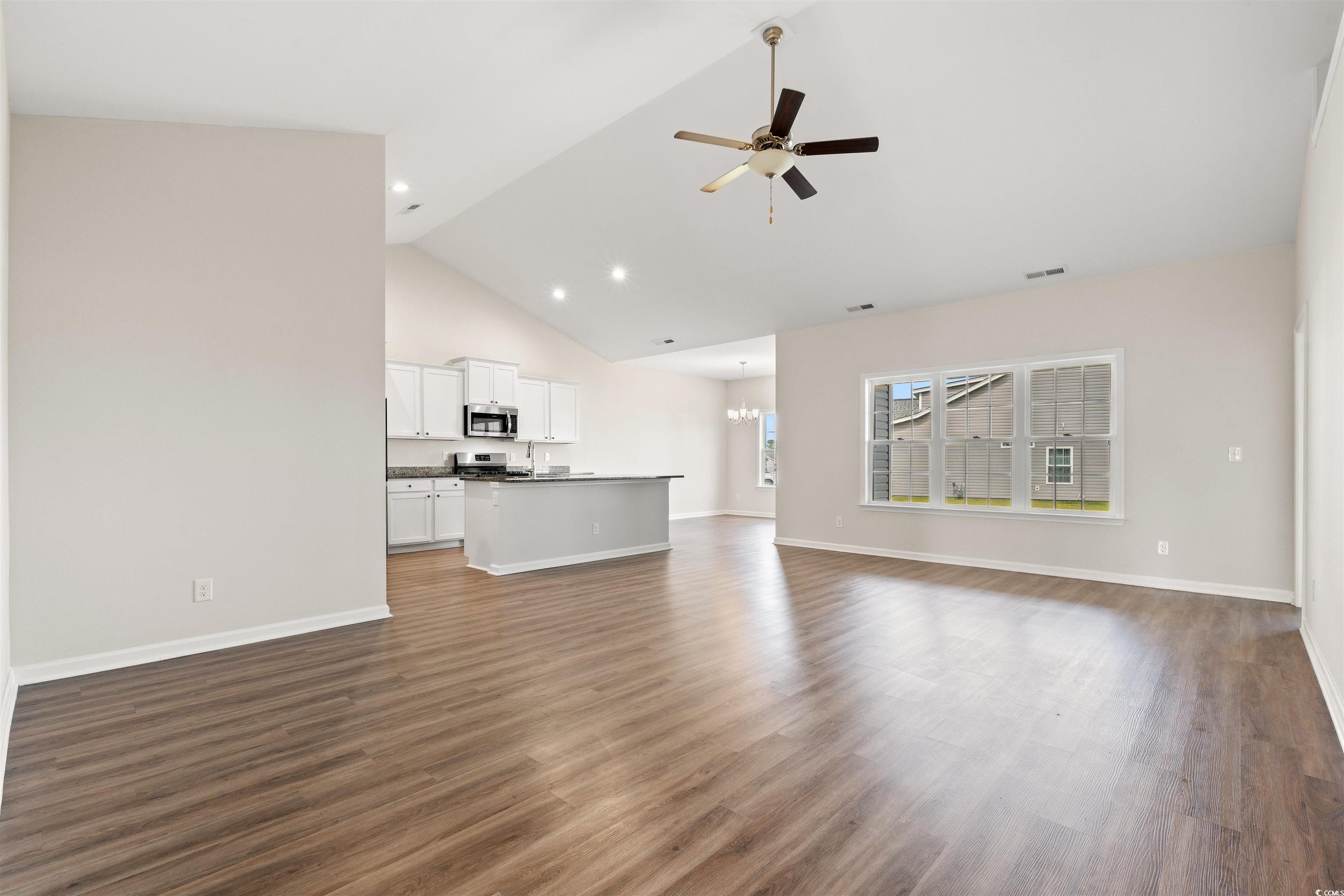 457 Hayloft Circle Conway, SC 29526 - Photo 4 of 33