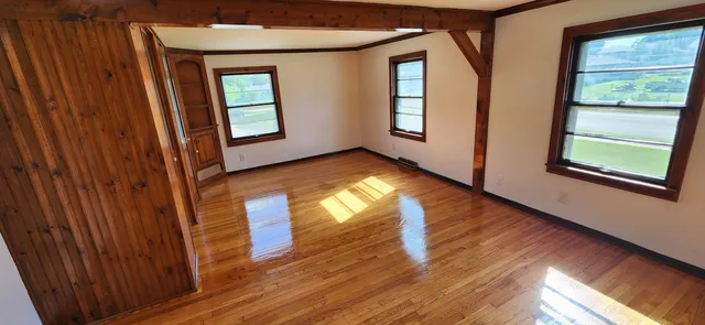 $149,900 | 304 Wilshire Drive, Machesney Park, IL 61115