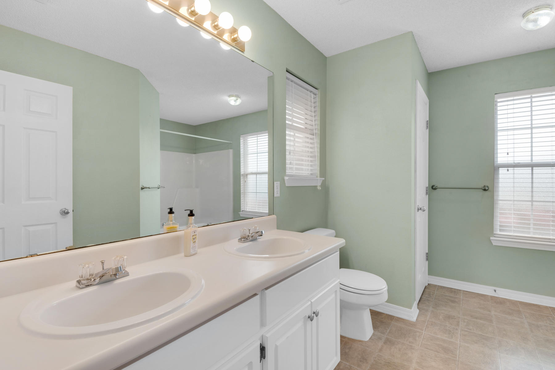 758 Randall Roberts Road Fort Walton Beach, FL 32547 - Photo 17 of 35 Gallery Image 17