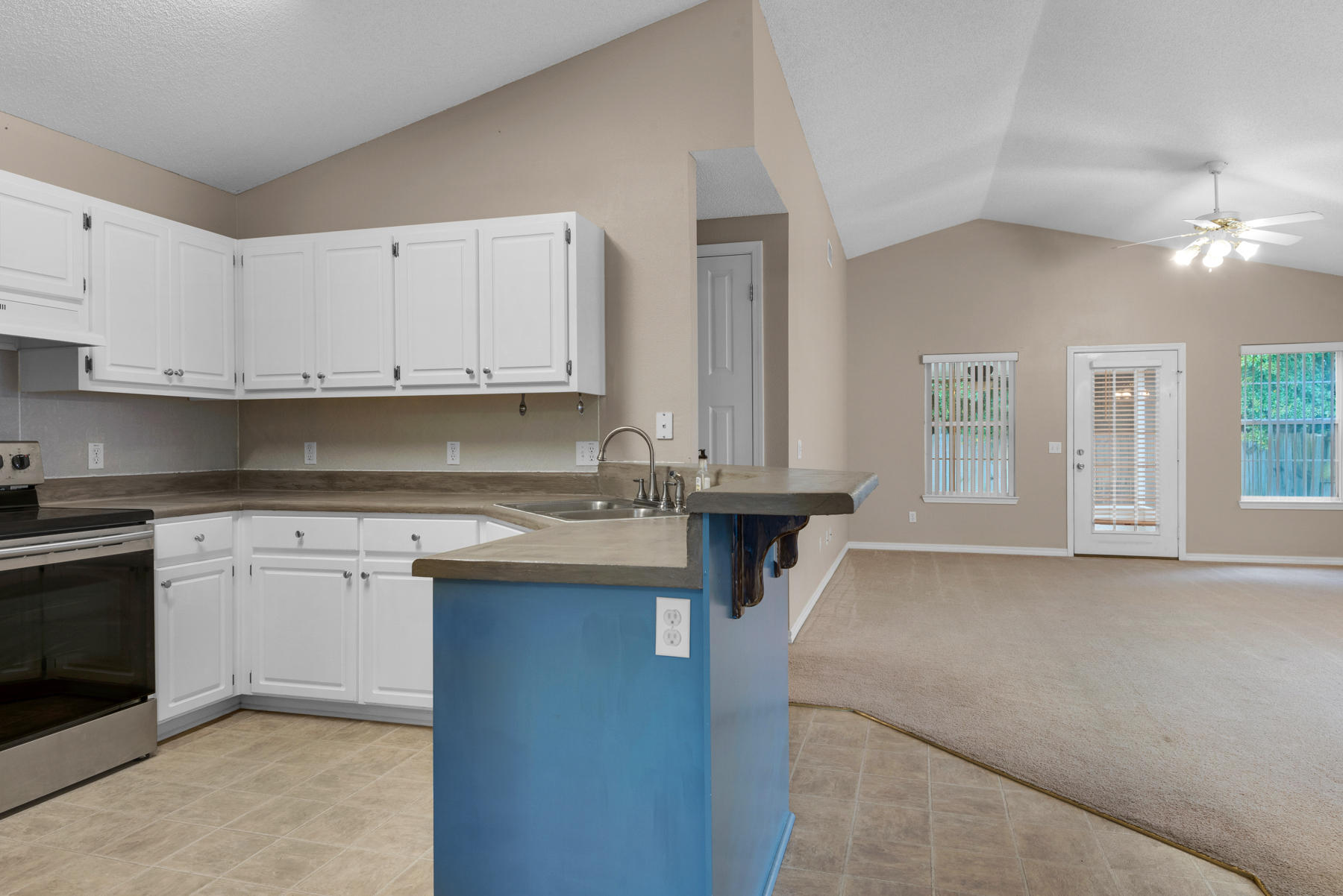 758 Randall Roberts Road Fort Walton Beach, FL 32547 - Photo 10 of 35 Gallery Image 10