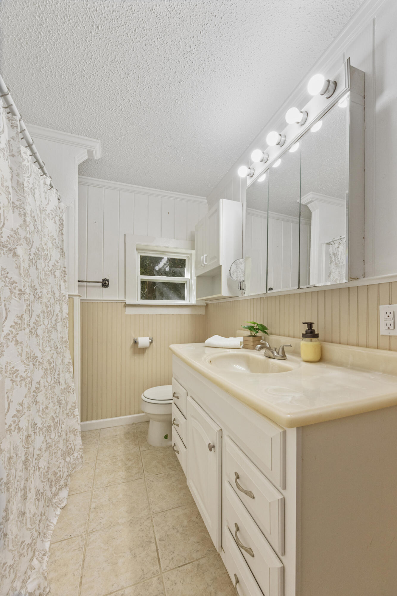 894 Williams Avenue Crestview, FL 32539 - Photo 12 of 17 23-23