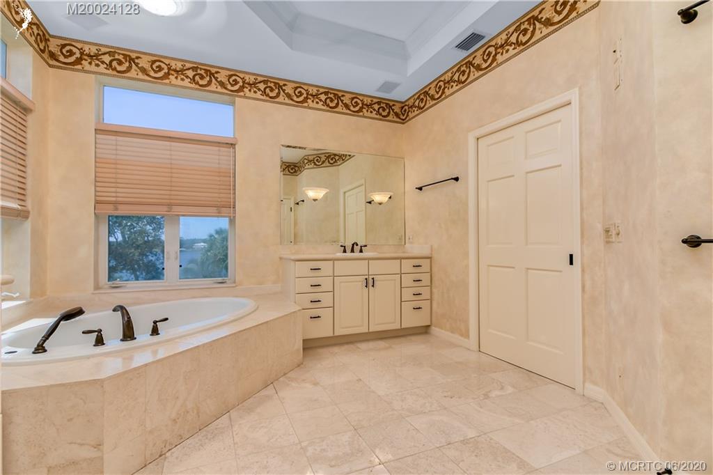 17 West High Point Road Stuart, FL 34996 - Photo 20 of 23
