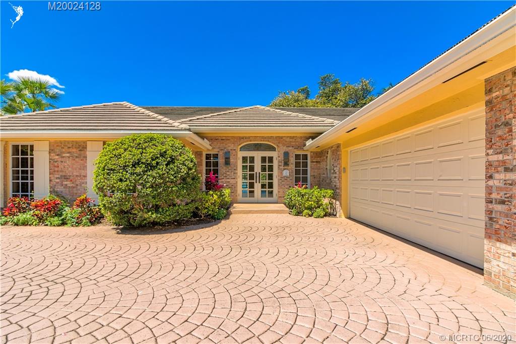 17 West High Point Road Stuart, FL 34996 - Photo 3 of 23