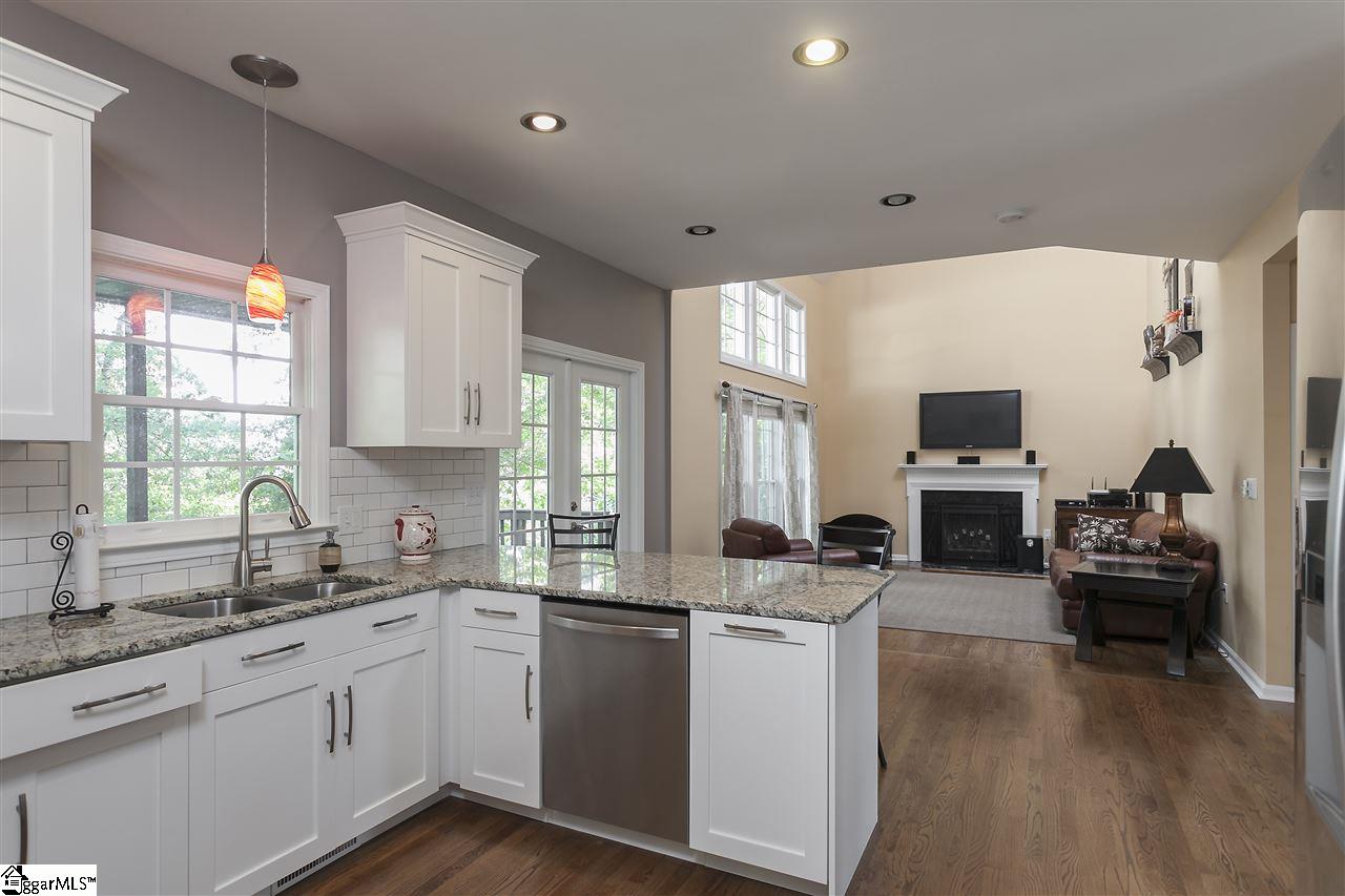 204 West Poplar Ridge Drive Duncan, SC 29334 - Photo 8 of 24