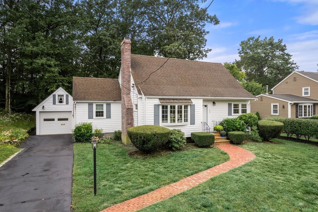 137 Ledgewood Road Dedham, MA 02026 - Photo 1 of 22 Gallery Image 1