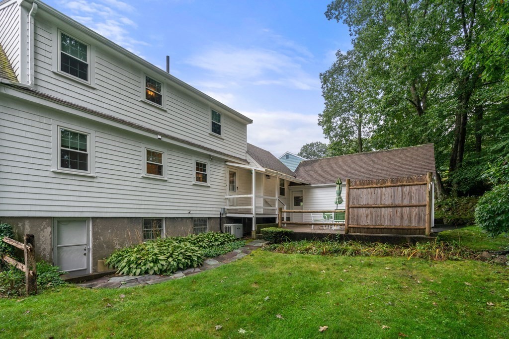 137 Ledgewood Road Dedham, MA 02026 - Photo 2 of 22 Gallery Image 2