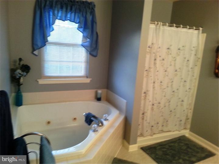 10 Gibraltar Road Reading, PA 19606 - Photo 13 of 25 Gallery Image 13