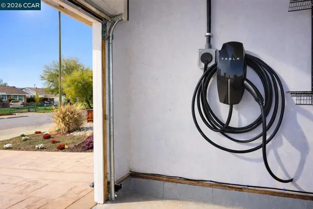 $1,325,000 | 3474-3474 Woodside Lane, San Jose, CA 95121