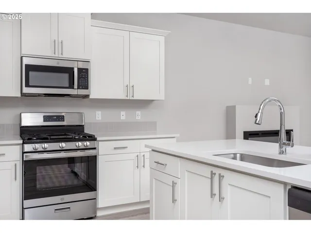 $451,838 | 2795 South Heather Street, Unit LOT 852, Cornelius, OR 97113