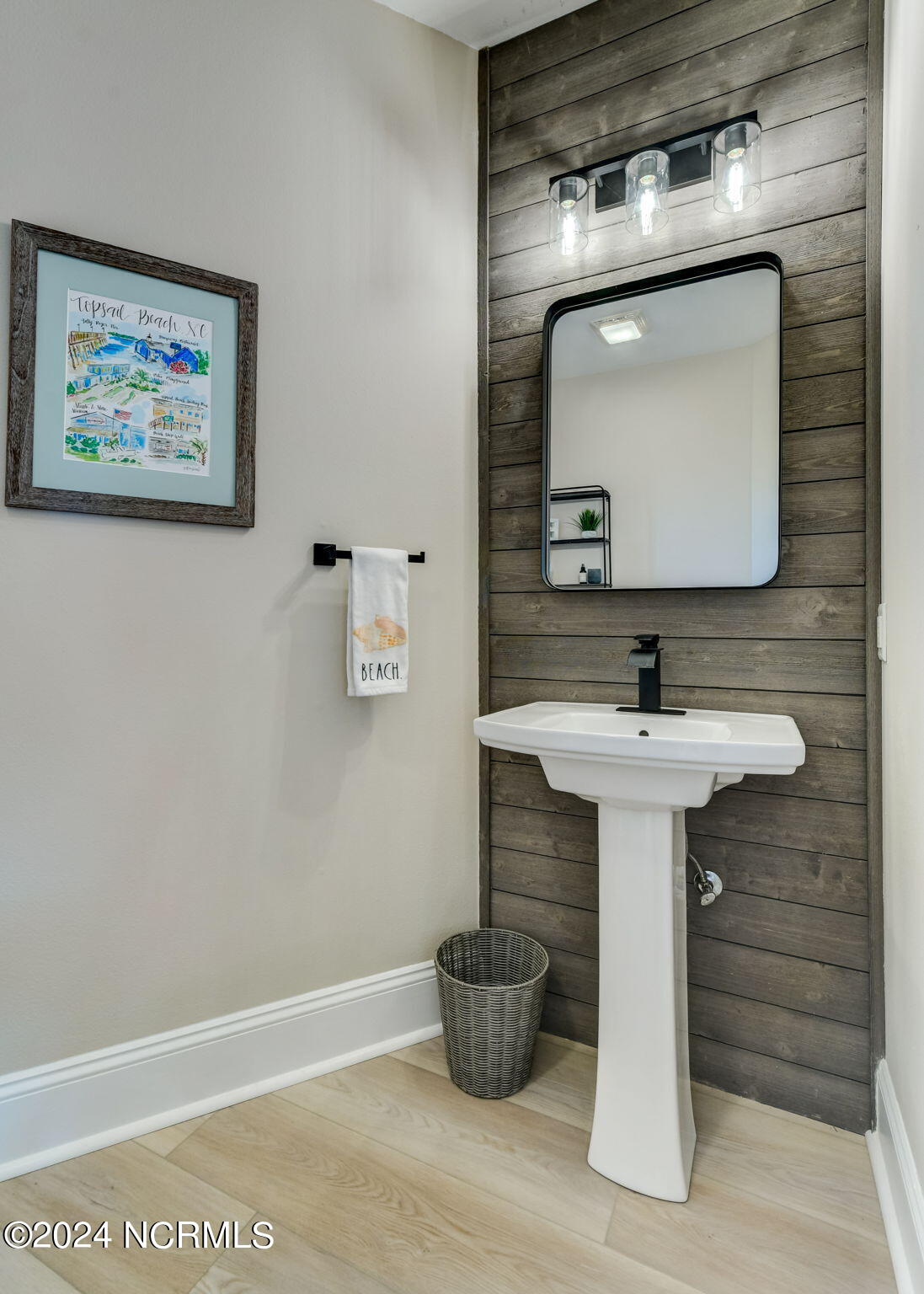 784 Captain Beam Boulevard Hampstead, NC 28443 - Photo 18 of 58 15-web-or-mls-784 Captain Beam Blvd-115