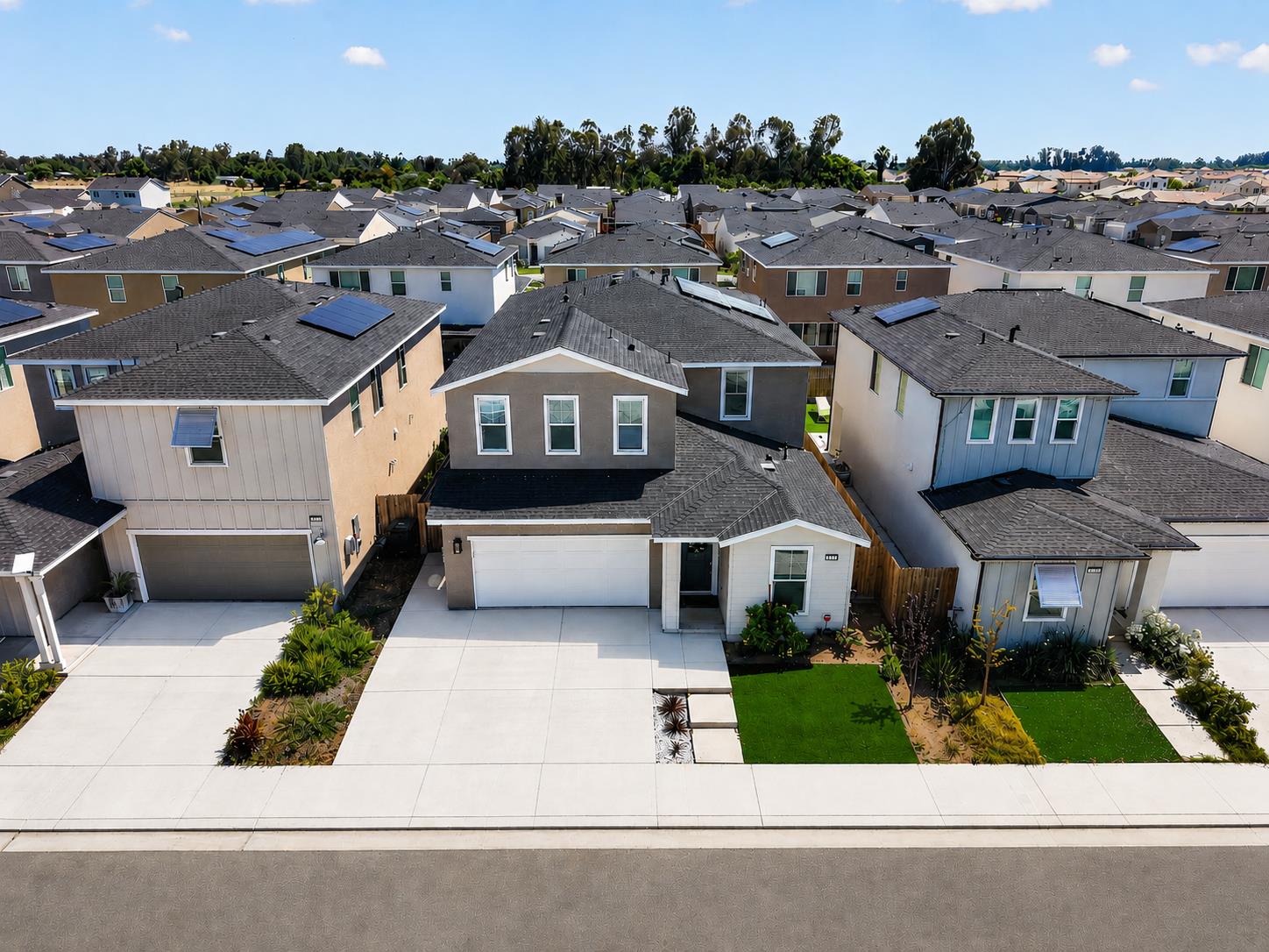 4242 Hampton Way Clovis, CA 93619 - Photo 35 of 40 Gallery Image 35