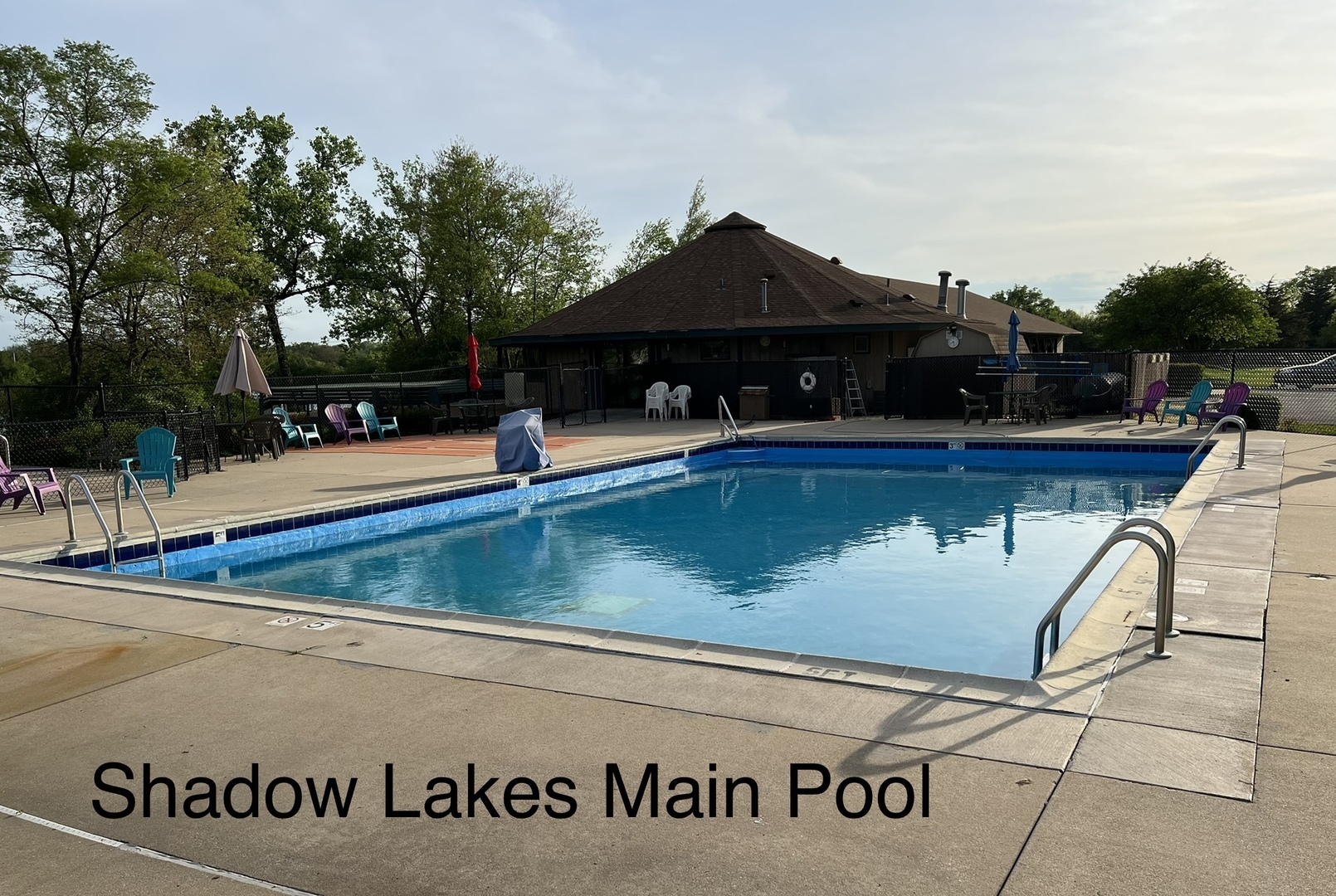 211 Walleye Circle Wilmington, IL 60481 - Photo 14 of 15 a view of a swimming pool with an outdoor seating