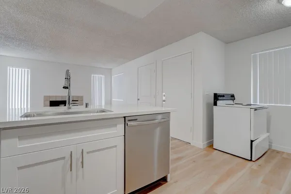 $1,150 | 4201 Terrestrial Drive, Unit 122, Las Vegas, NV 89115