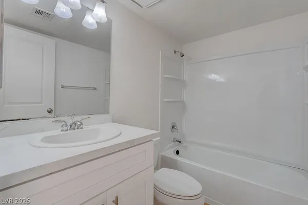 $1,150 | 4201 Terrestrial Drive, Unit 122, Las Vegas, NV 89115