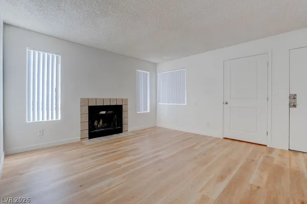 $1,150 | 4201 Terrestrial Drive, Unit 122, Las Vegas, NV 89115