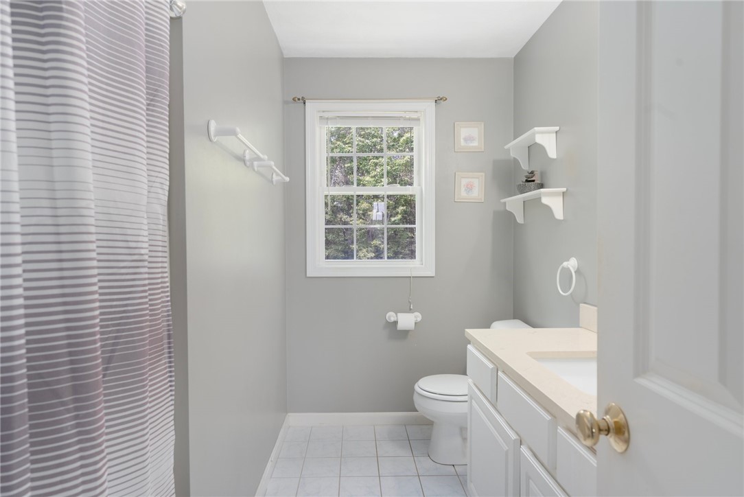 52 Ginger Trail Coventry, RI 02816 - Photo 17 of 30 Gallery Image 17