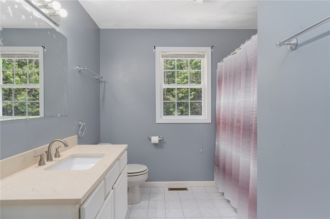 52 Ginger Trail Coventry, RI 02816 - Photo 20 of 30 Gallery Image 20