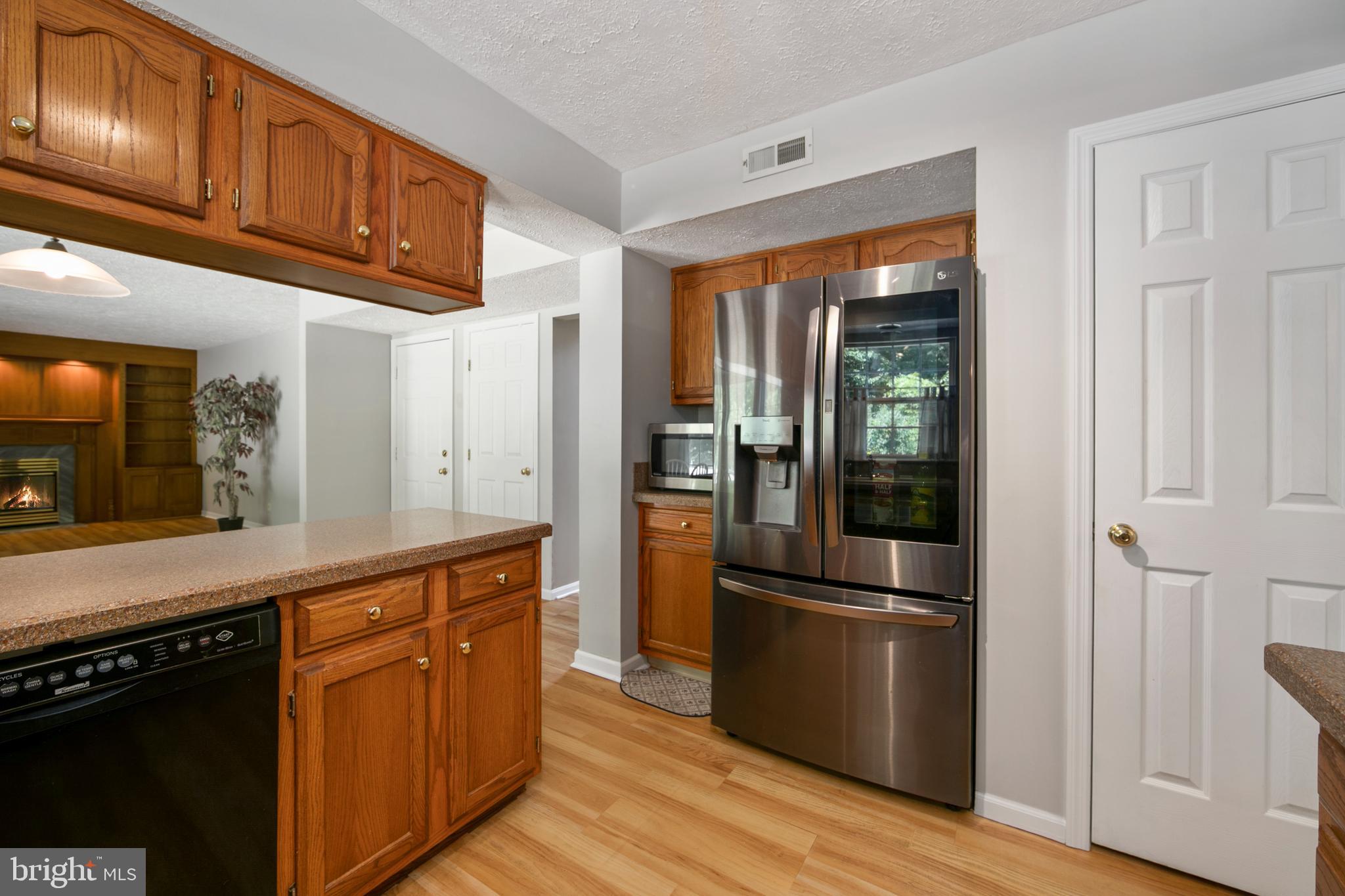 47 Red Bank Drive Sicklerville, NJ 08081 - Photo 14 of 45 Kitchen