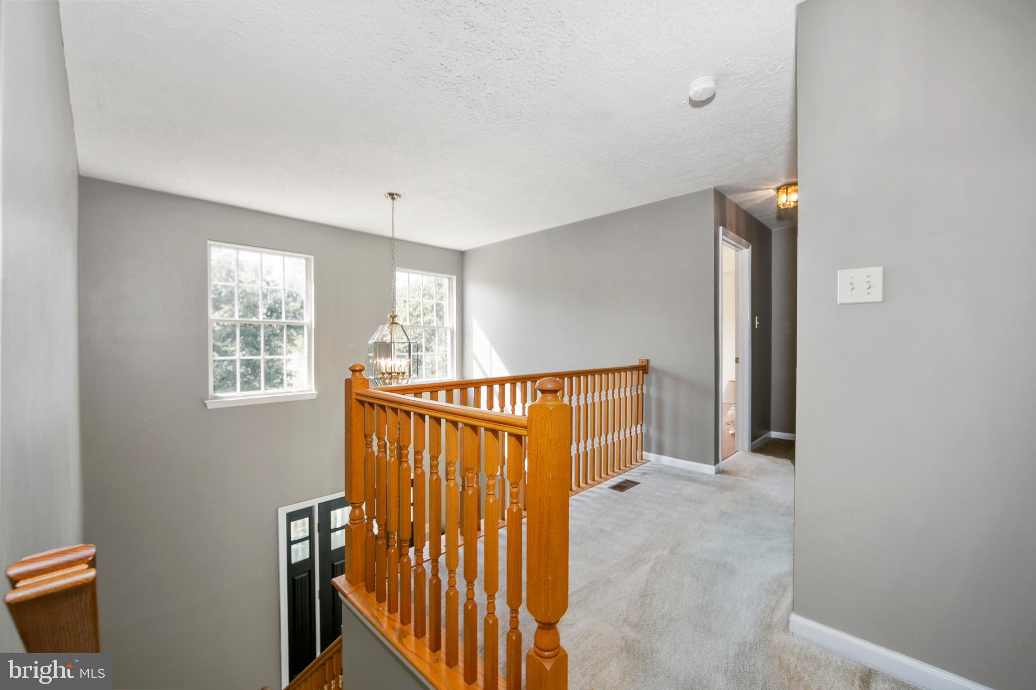 47 Red Bank Drive Sicklerville, NJ 08081 - Photo 22 of 45 2nd Floor Hallway