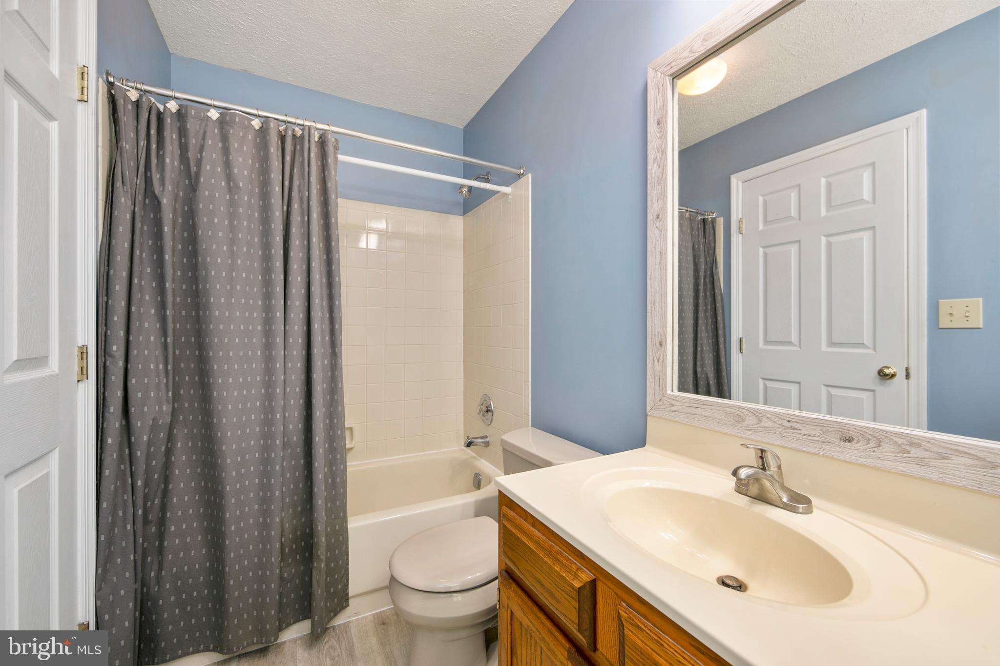 47 Red Bank Drive Sicklerville, NJ 08081 - Photo 27 of 45 Primary Bathroom