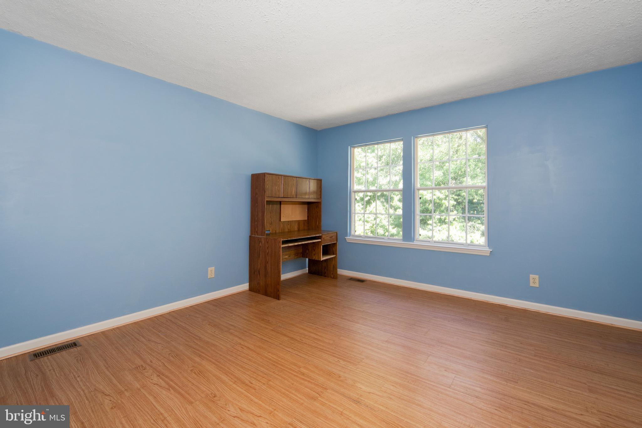 47 Red Bank Drive Sicklerville, NJ 08081 - Photo 32 of 45 3rd Bedroom