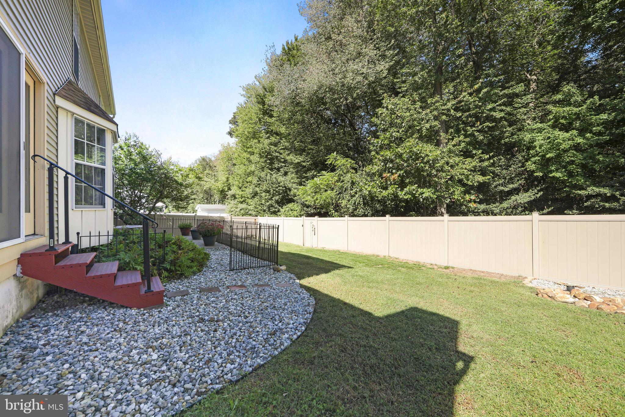 47 Red Bank Drive Sicklerville, NJ 08081 - Photo 40 of 45 Backyard