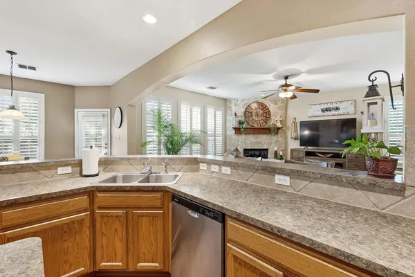 $475,000 | 377 Kirby Drive, Lantana, TX 76226