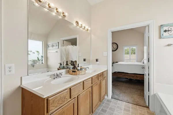 $475,000 | 377 Kirby Drive, Lantana, TX 76226