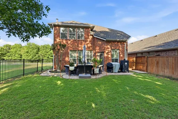 $475,000 | 377 Kirby Drive, Lantana, TX 76226