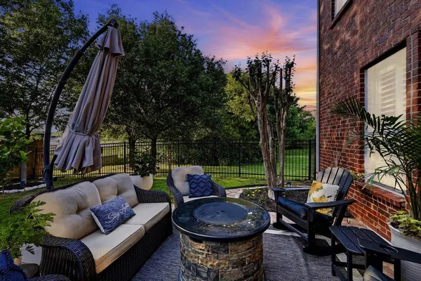 $475,000 | 377 Kirby Drive, Lantana, TX 76226