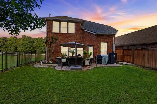 $475,000 | 377 Kirby Drive, Lantana, TX 76226