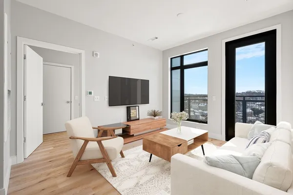 $4,500 | 191 Washington Street, Unit 710, Boston, MA 02135