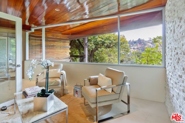 $15,500 | 9422 Readcrest Drive, Beverly Hills, CA 90210